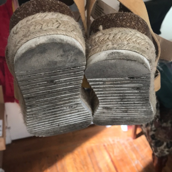 Universal Thread Strap Ankle Yellow Sandals - Picture 4 of 4